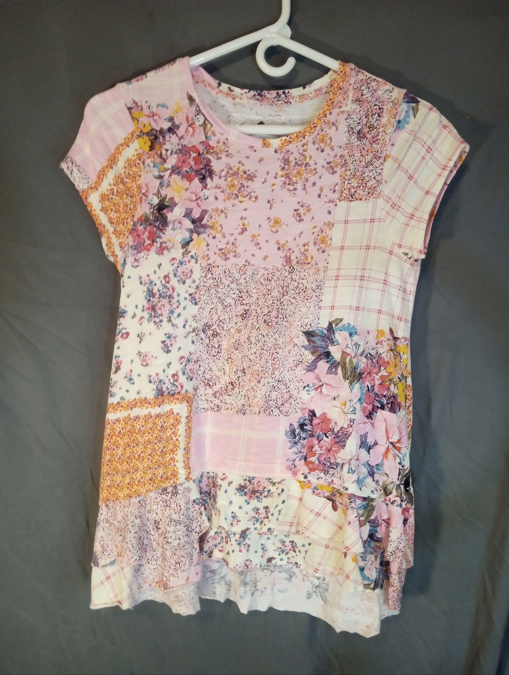Cupio Patchwork Floral Short Sleeve Tunic Top - Pink & Yellow